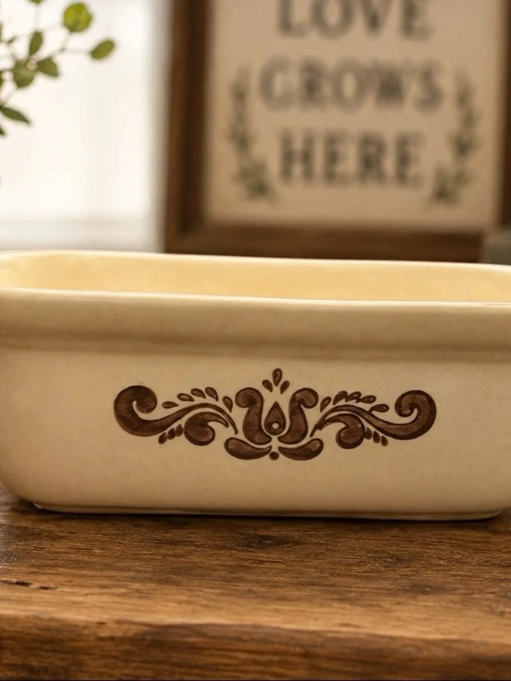 Vintage Pfaltzgraff 2-quart Baking Dish